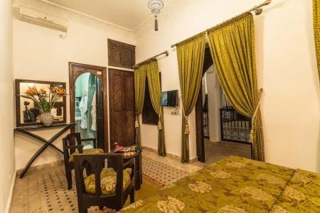 Riad Nasreen - 59