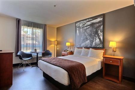 Super 8 by Wyndham - 3