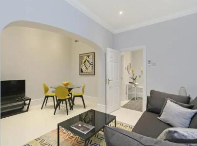 Queensgate Court - 108