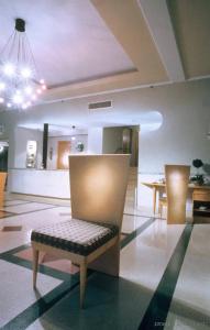 Crest Suites - 17