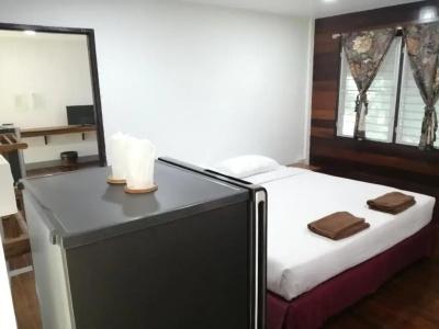 Jansom Beach Resort - 38