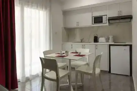 Art & Wine Studios and Apts - 71