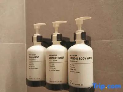 Porcelain By Jl Asia (Sg Clean) - 140