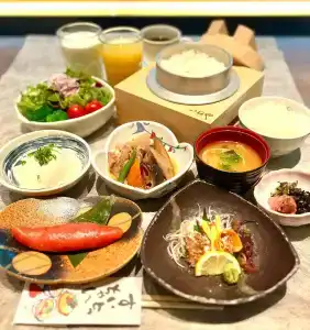 Richmond Hakata Ekimae - 10