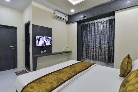 Aroma- Dadar - 4
