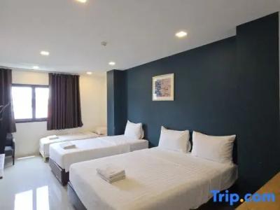 Sleepstation at Pratunam - 243