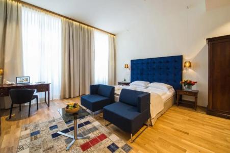 HiLight Suites - 132