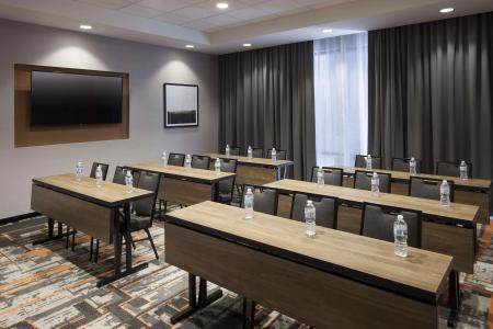 Hampton Inn & Suites Phoenix Downtown - 13