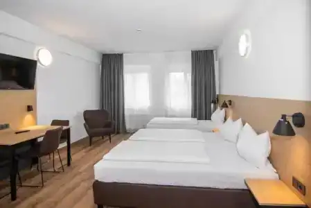 LA serviced - 22