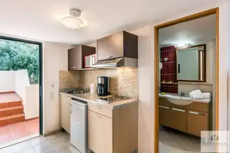 Pilot's Villas Luxury Suites - 87