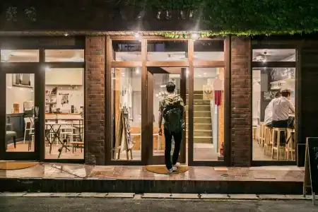 Bacchus Kofu Guesthouse - 13