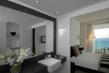 Island Luxurious Suites and Spa- By Saidas - 43