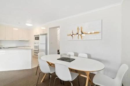 Markham Court - 78