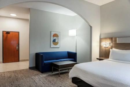 Holiday Inn Express Vancouver North - 69