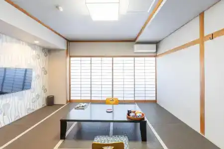 Yoshino - 18