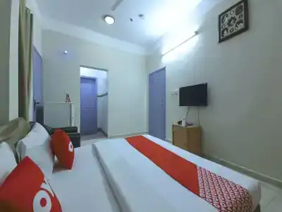 Super Oyo 108 Marsa Al Masafar Apartment - 49