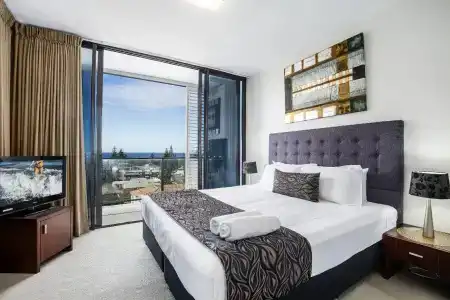 Ultra Broadbeach - 30