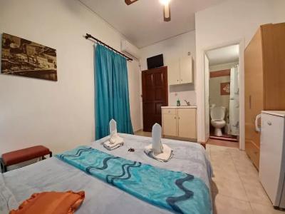 Evelina Pension! - 3