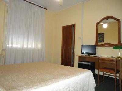 Giappone Inn Parking - 3