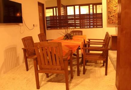 Dhiffushi White Sand Beach - 13