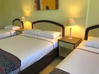 Bay Village Tropical Retreat & - 35