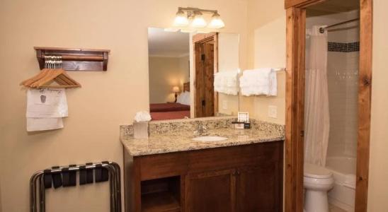 The Maxwell Inn - 9
