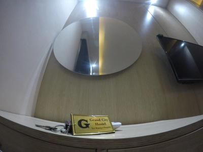 Grand City - 12