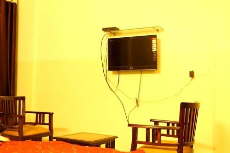 Chit Chat Palace - 35