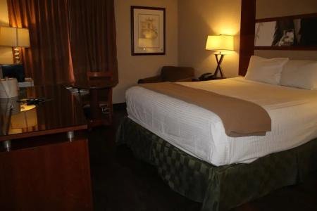 Sunrise Inn - 83