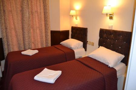 Hyde Park Court - 6