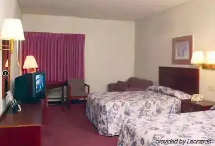 Best Budget Inn - 0