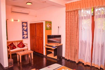 Rajmahal Inn - 35