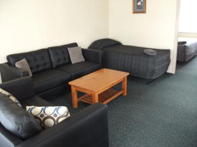 Scenicland Motels - 4