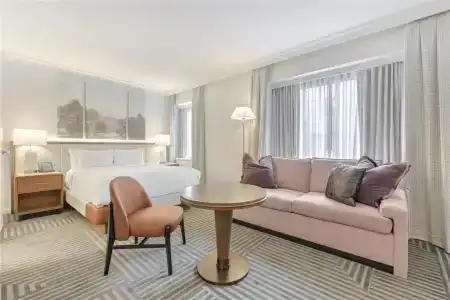 Capital Hilton - 91