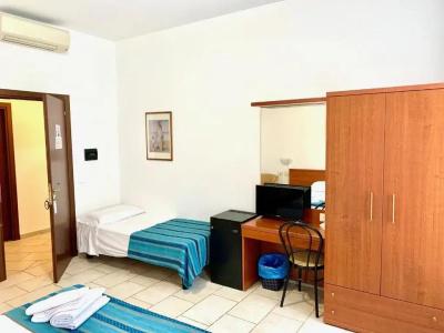 Alessander - 28