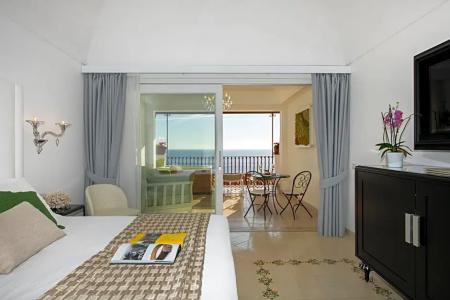 Eden Roc Suites - 239