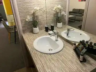 Connect Suites - 71