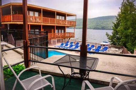 Lake Crest Inn - 41