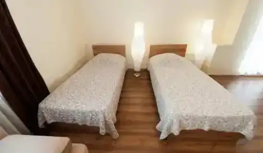 Октябрьская - 0