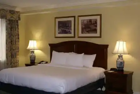 Columbia Club - 18