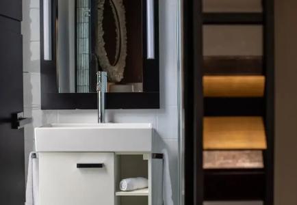 Corinda Contemporary - 71