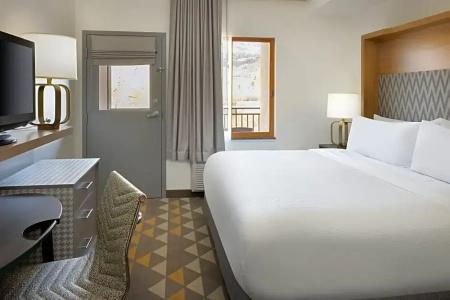 Holiday Inn, An Ihg - 132