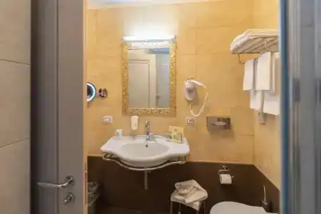 Best Western Plus Perla Del Porto - 82
