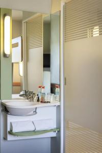 ibis budget Bordeaux Centre Bastide - 6