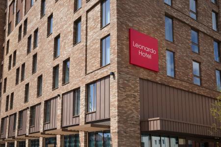 Leonardo Bristol City - 0
