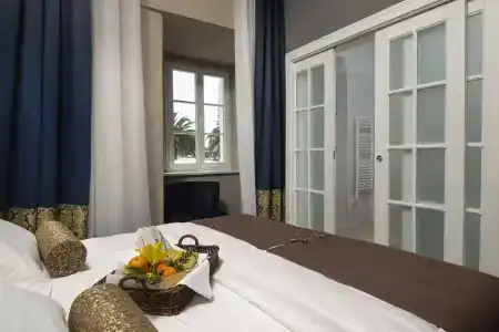 Xii Century Heritage - 25