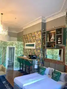 Brunswick Square & Spa - 40
