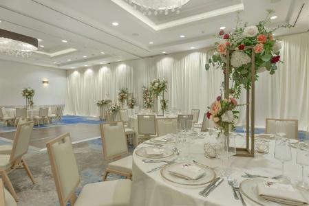Hilton Anaheim - 49
