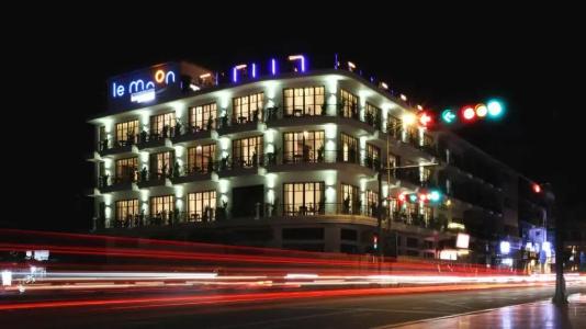 Amanjaya Pancam Suites - 30