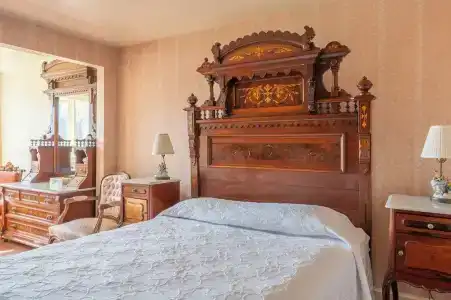 Martine Inn - 34
